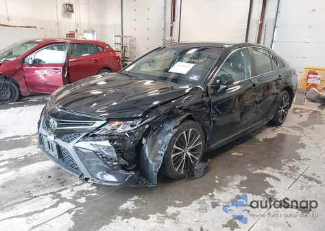 2019 Toyota Camry L z USA, uszkodzony, nr VIN 4T1B11HK2KU178839
